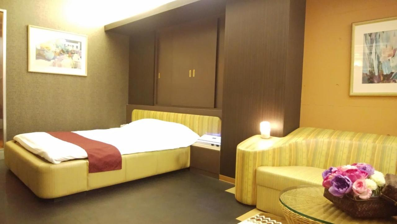 La.Festa (Adults Only) Hotel Takamatsu Eksteriør billede